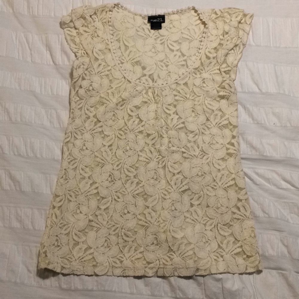 Pretty floral lace top